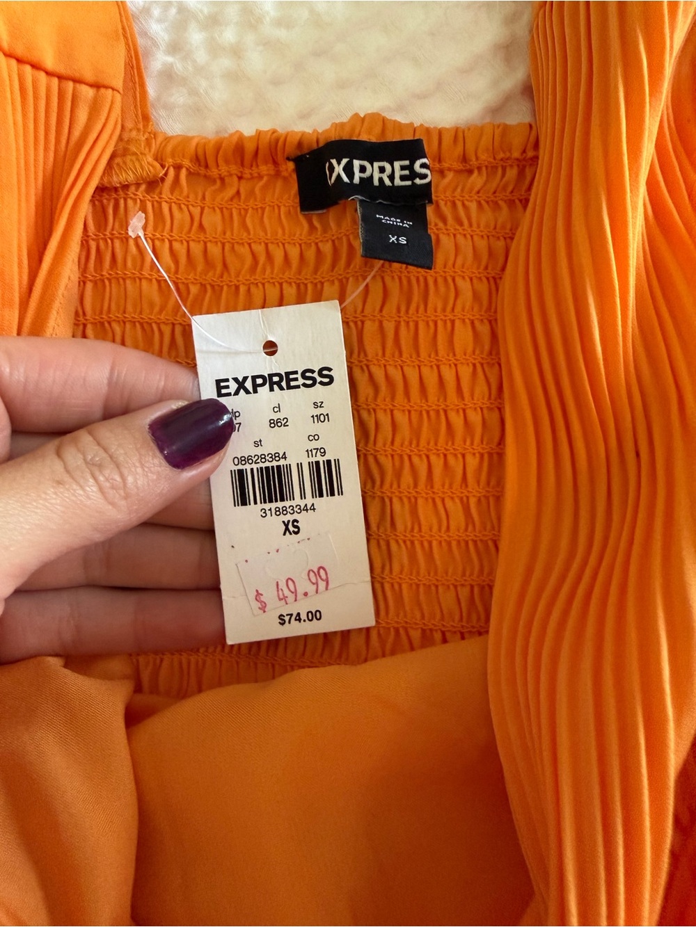 Express Crop Top - Picture 4 of 6